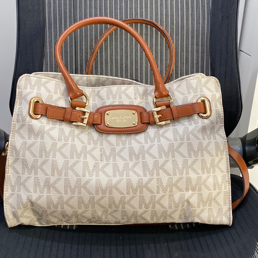 Large leather Michael Kors Logo satchel bag